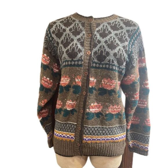 VTG Floral Sweater Cardigan Size Medium - Picture 1 of 8
